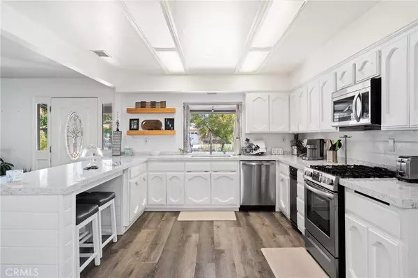 Redlands, CA 92374,1459 Clock AVE