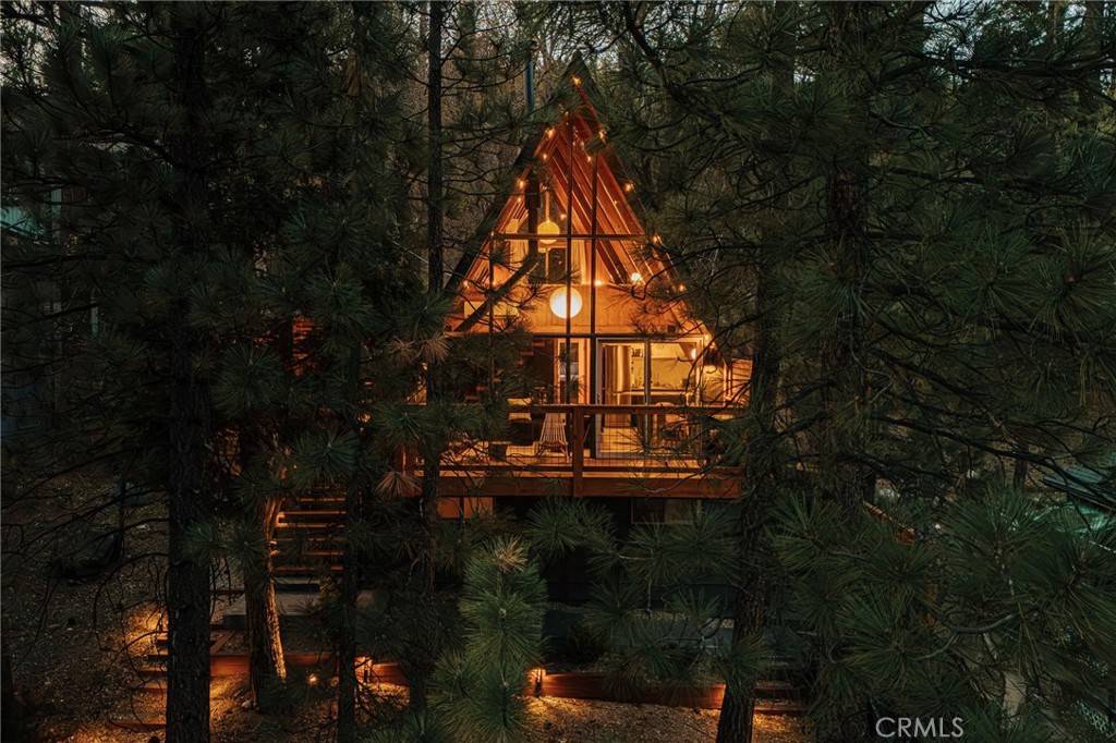39318 Cedar Dell RD, Fawnskin, CA 92333