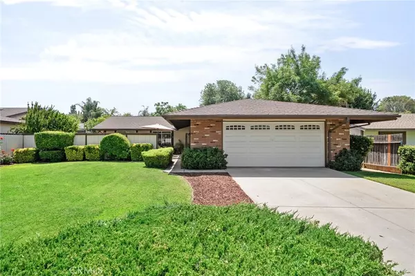 Riverside, CA 92506,7052 Manhattan DR