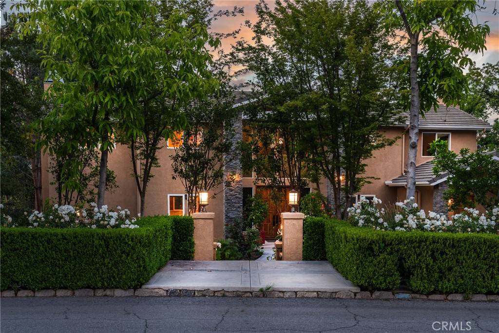 Redlands, CA 92373,1377 Knoll RD