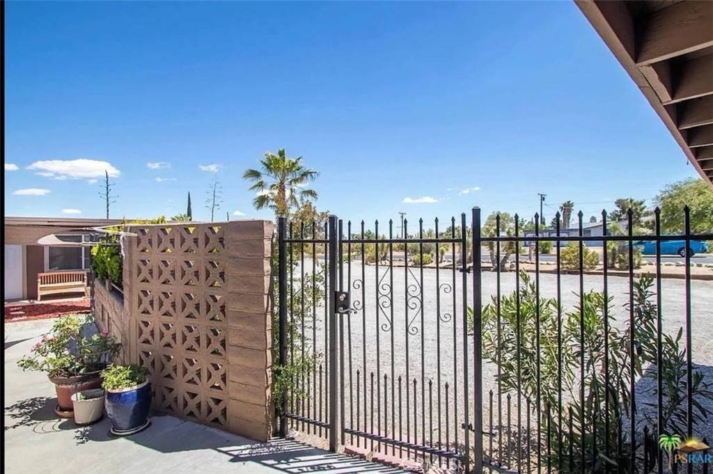 Yucca Valley, CA 92284,7432 Victoria AVE