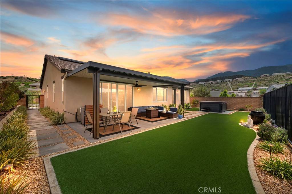Corona, CA 92882,1890 Pele WAY