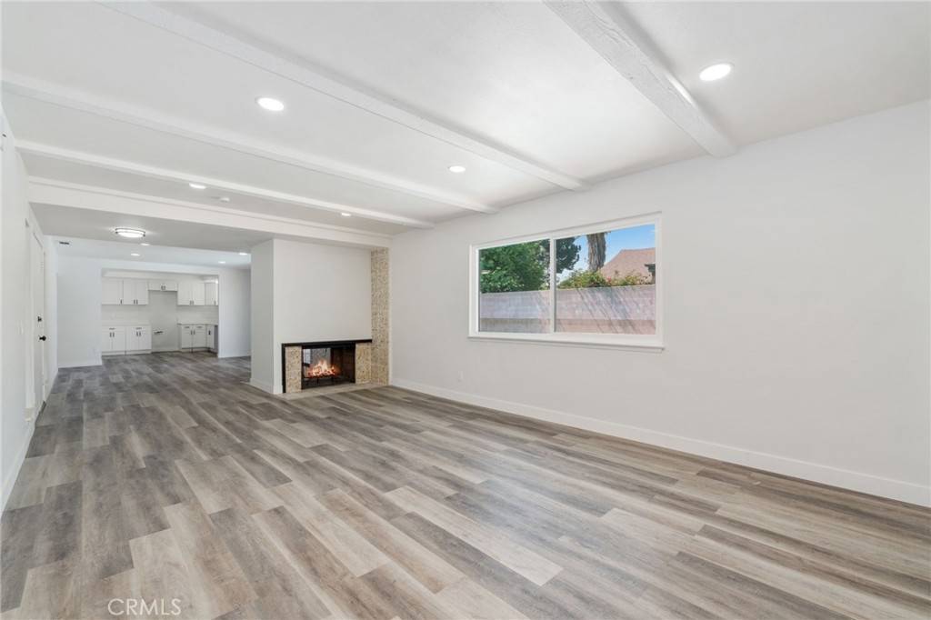 Rialto, CA 92376,910 E Home ST
