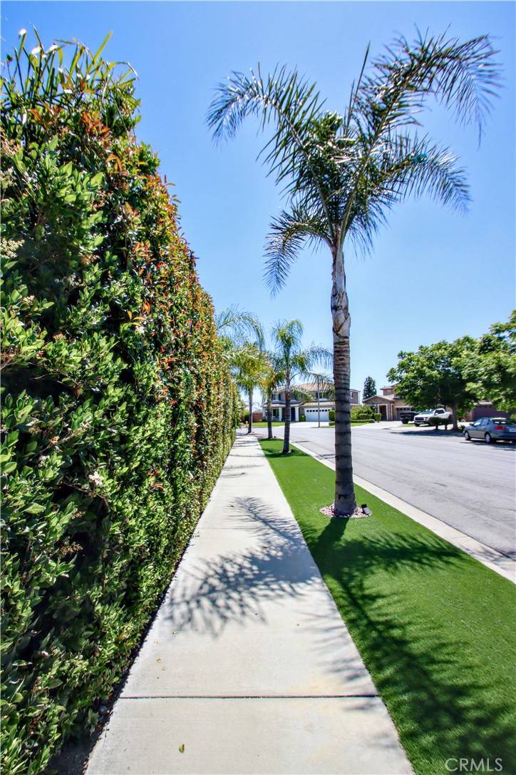 Fontana, CA 92336,6860 Manchester CT