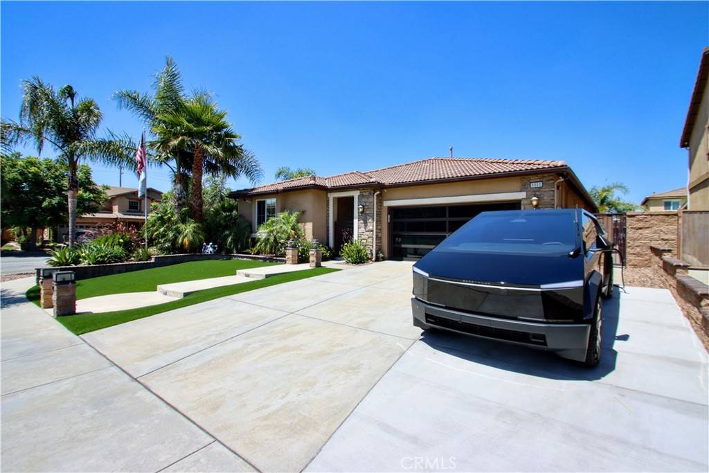 Fontana, CA 92336,6860 Manchester CT