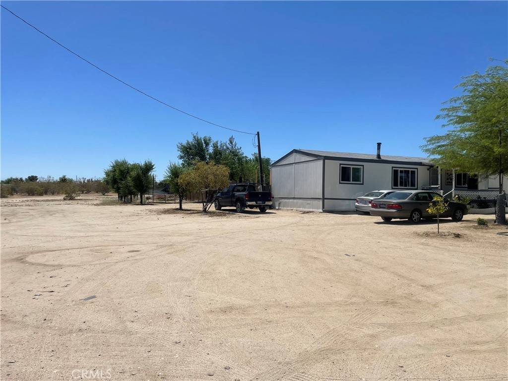 Phelan, CA 92371,4441 Sierra RD