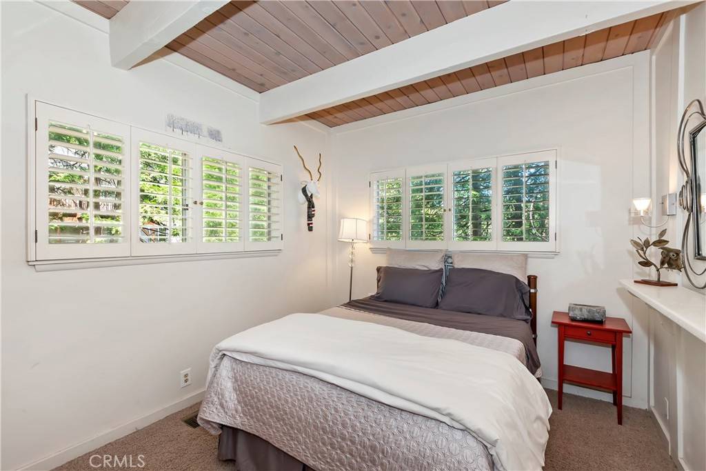 Lake Arrowhead, CA 92352,544 Old Toll RD