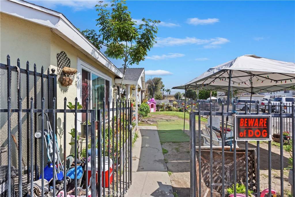 Pomona, CA 91766,2427 Chanslor ST