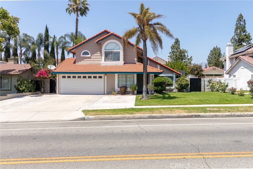 1573 E Brockton AVE, Redlands, CA 92374