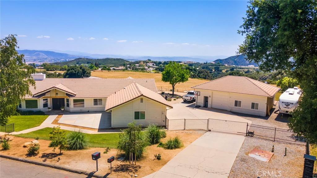 13288 Oak Crest DR, Yucaipa, CA 92399