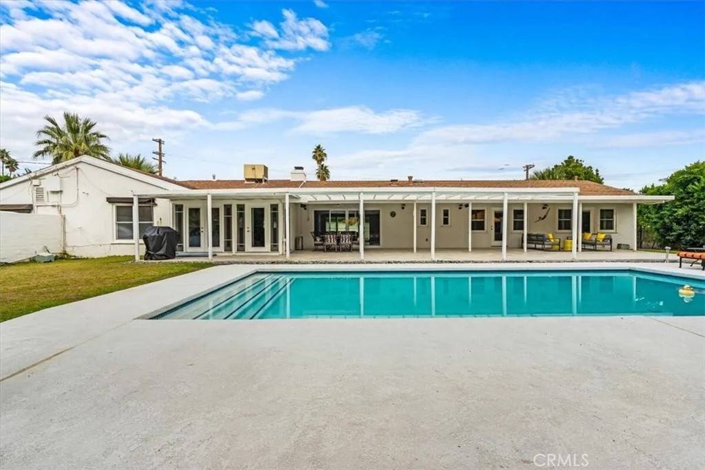 Palm Springs, CA 92262,483 W Via Escuela