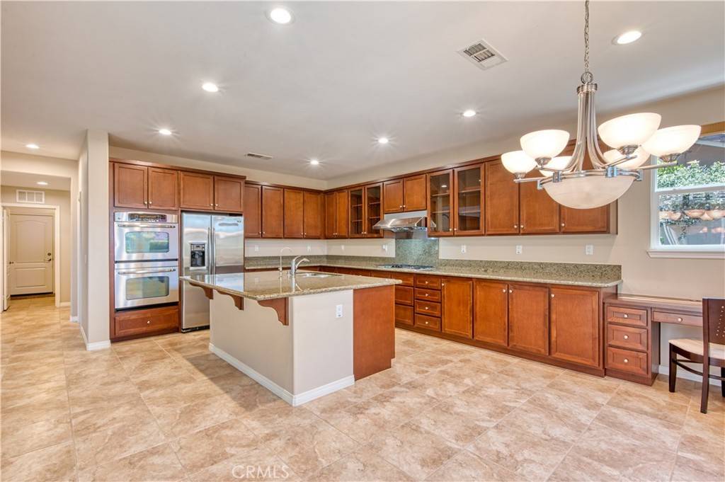 Eastvale, CA 92880,14939 Franklin LN