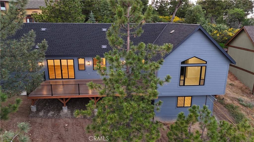 Lake Arrowhead, CA 92352,26603 Windward RD