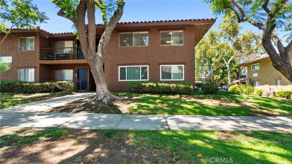 1598 Border AVE #H, Corona, CA 92882
