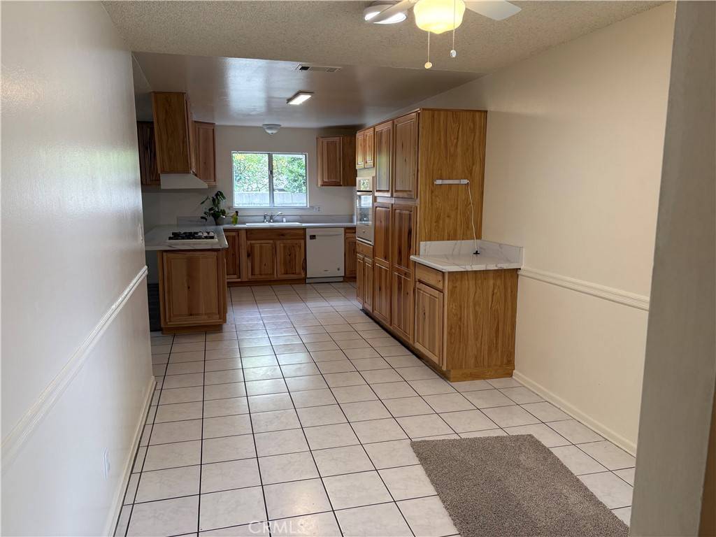 Highland, CA 92346,3163 Belvedere AVE