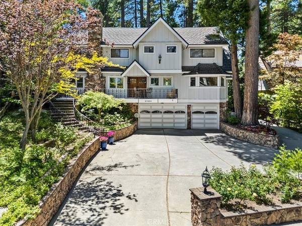 27833 Hamiltair DR, Lake Arrowhead, CA 92352