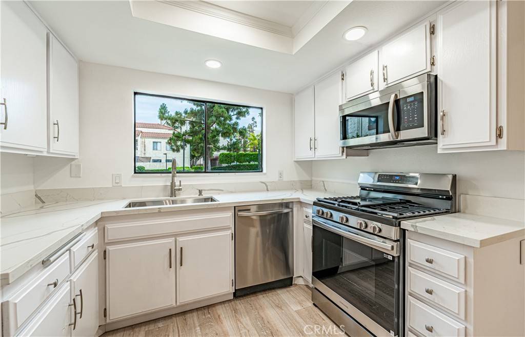 611 W 1st ST #101, Santa Ana, CA 92701