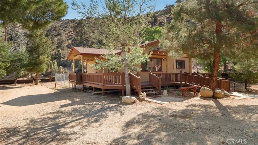 Wrightwood, CA 92397,7965 Sand Canyon RD