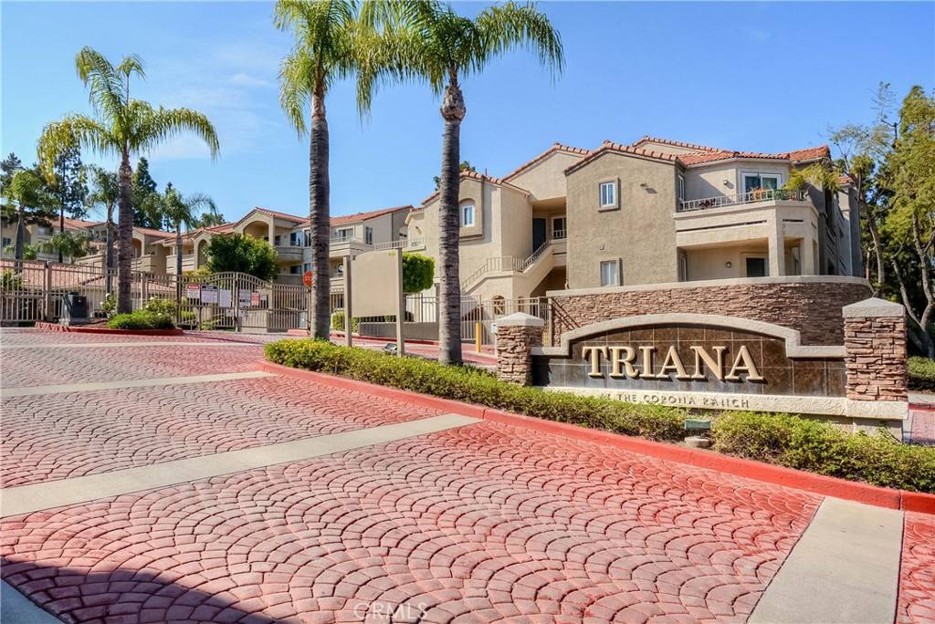 1015 La Terraza CIR #102, Corona, CA 92879