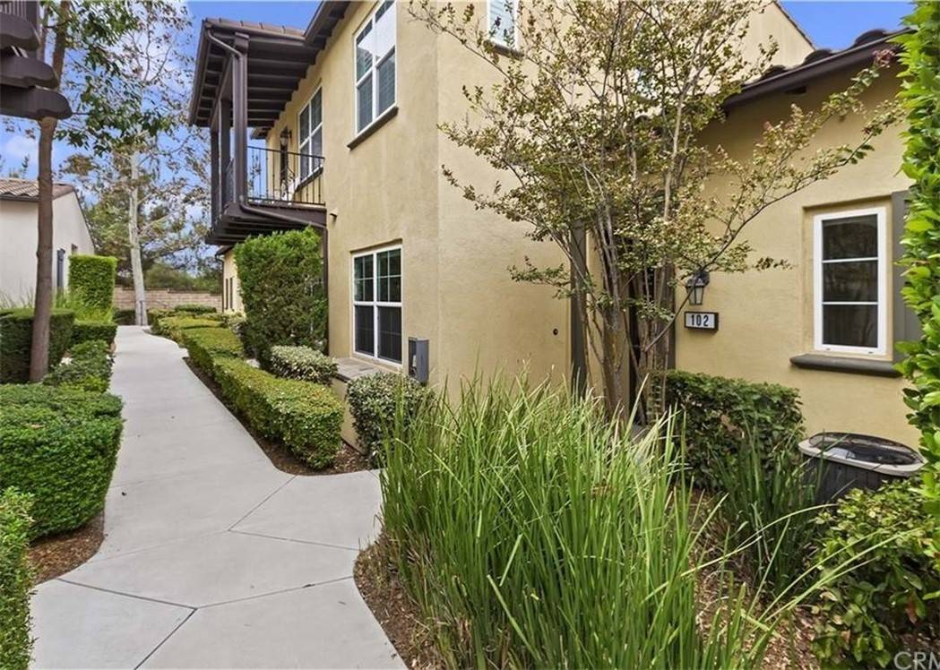 4304 Owens ST #102, Corona, CA 92883