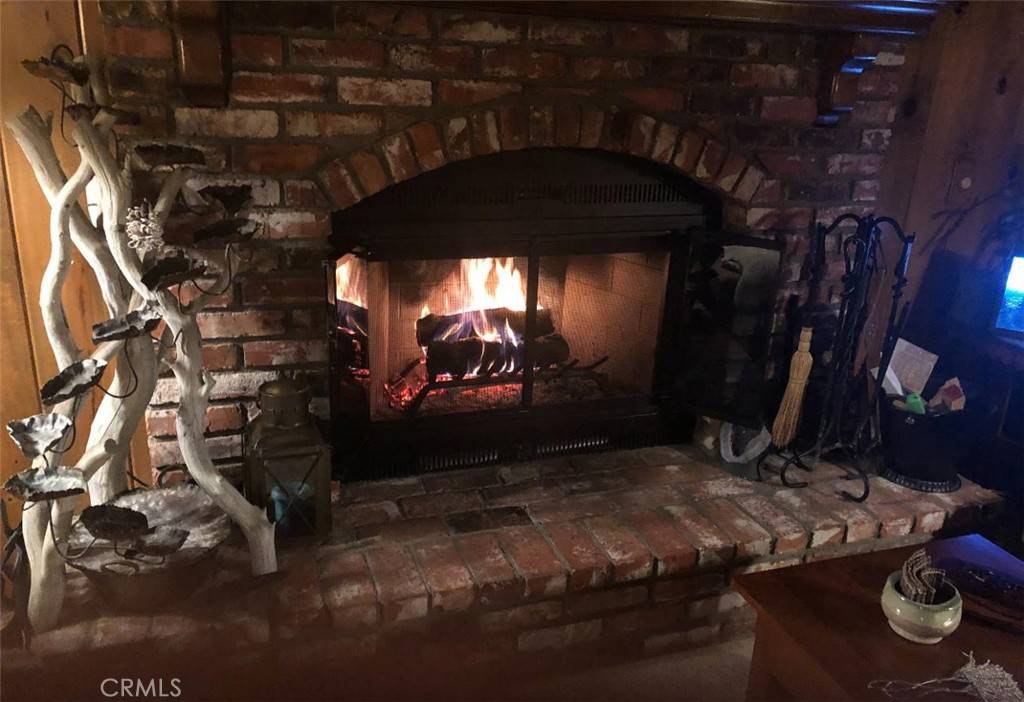 Crestline, CA 92325,1100 Arbula DR