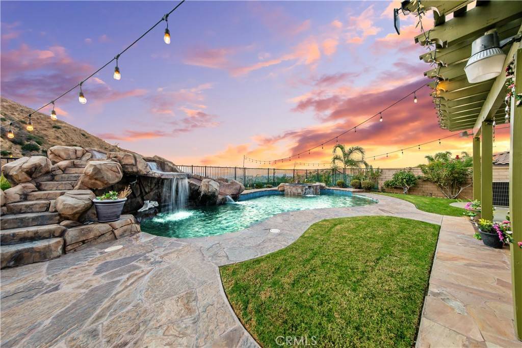 Corona, CA 92882,2514 Bulrush CIR