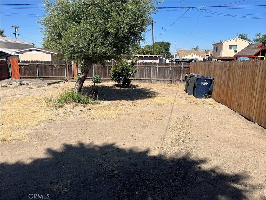 Redlands, CA 92374,1231 Webster ST