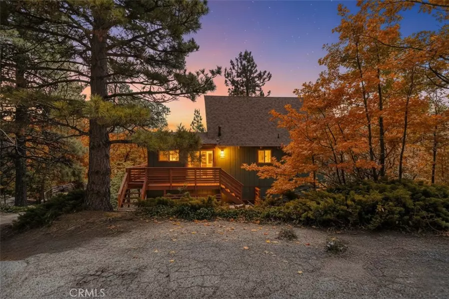 27947 St Bernard LN, Lake Arrowhead, CA 92352