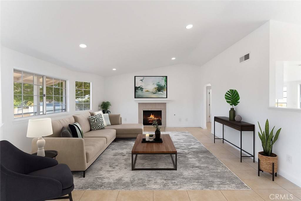 Hesperia, CA 92345,18346 Hackberry ST