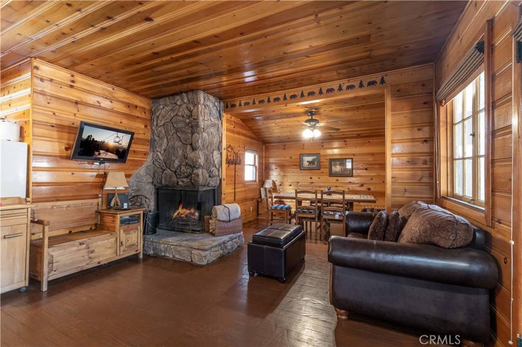 Big Bear Lake, CA 92315,796 Silver Tip DR