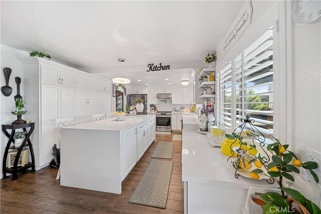938 Amherst ST, Corona, CA 92878