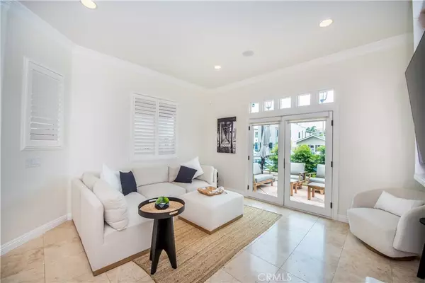 Huntington Beach, CA 92648,316 6th ST
