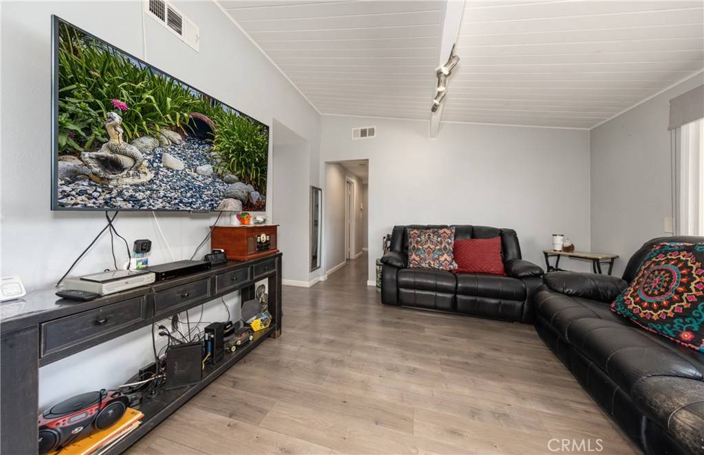 Azusa, CA 91702,5347 N Banewell Ave