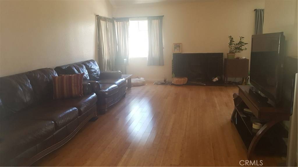 Corona, CA 92882,880 Robles PL