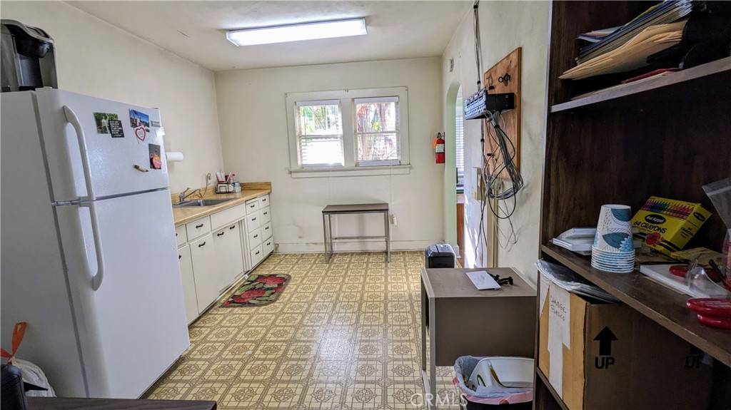 Redlands, CA 92373,401 Brookside AVE