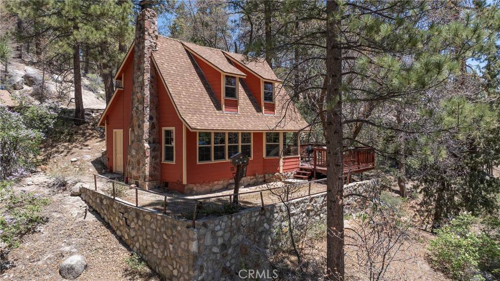 Fawnskin, CA 92333,352 Big Bear TRL