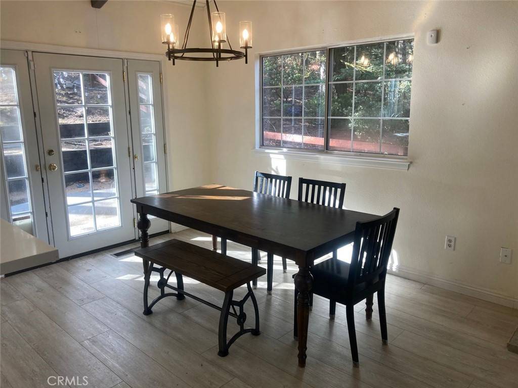 Lake Arrowhead, CA 92326,27443 School DR