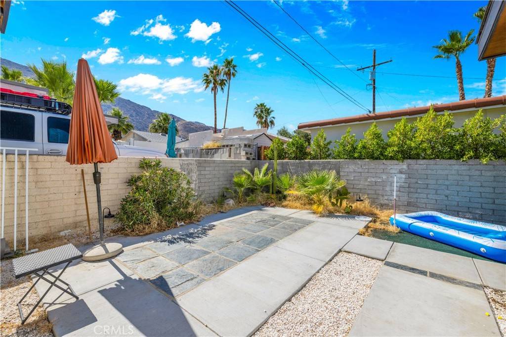 Palm Springs, CA 92264,595 S Calle Santa Rosa