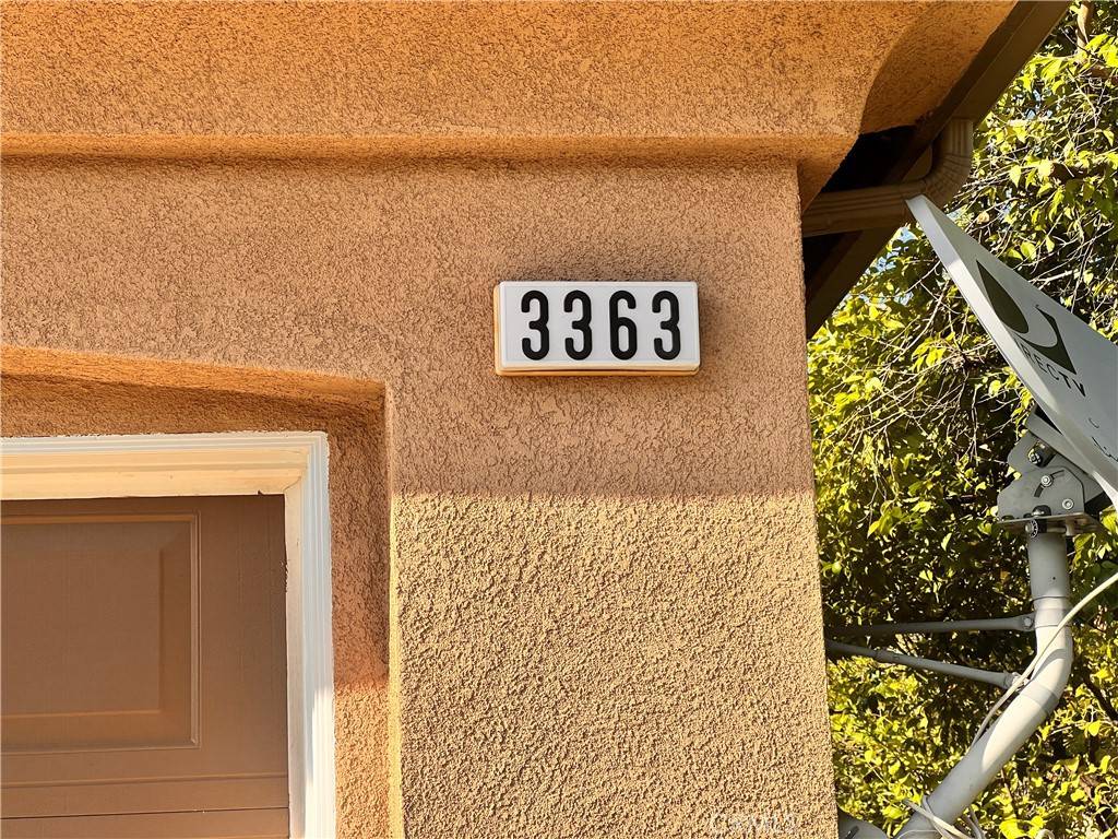 Corona, CA 92882,3363 Harley LN