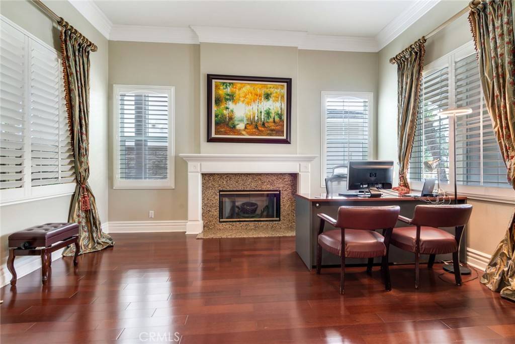 Yorba Linda, CA 92886,3820 Bidwell DR