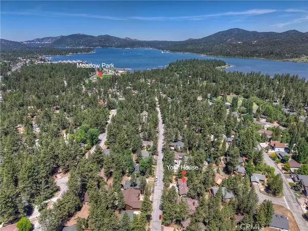 Big Bear Lake, CA 92315,41686 Mockingbird DR
