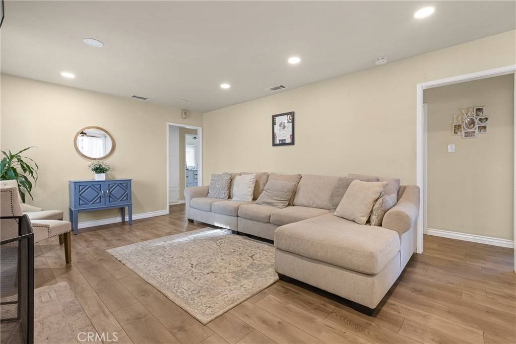 Highland, CA 92346,26919 Villa AVE