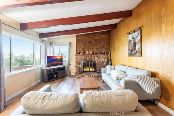Crestline, CA 92325,797 Chateau DR