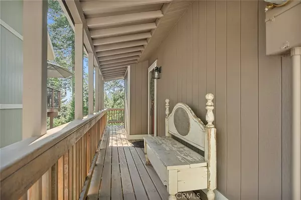 Lake Arrowhead, CA 92352,699 Pinnacle DR