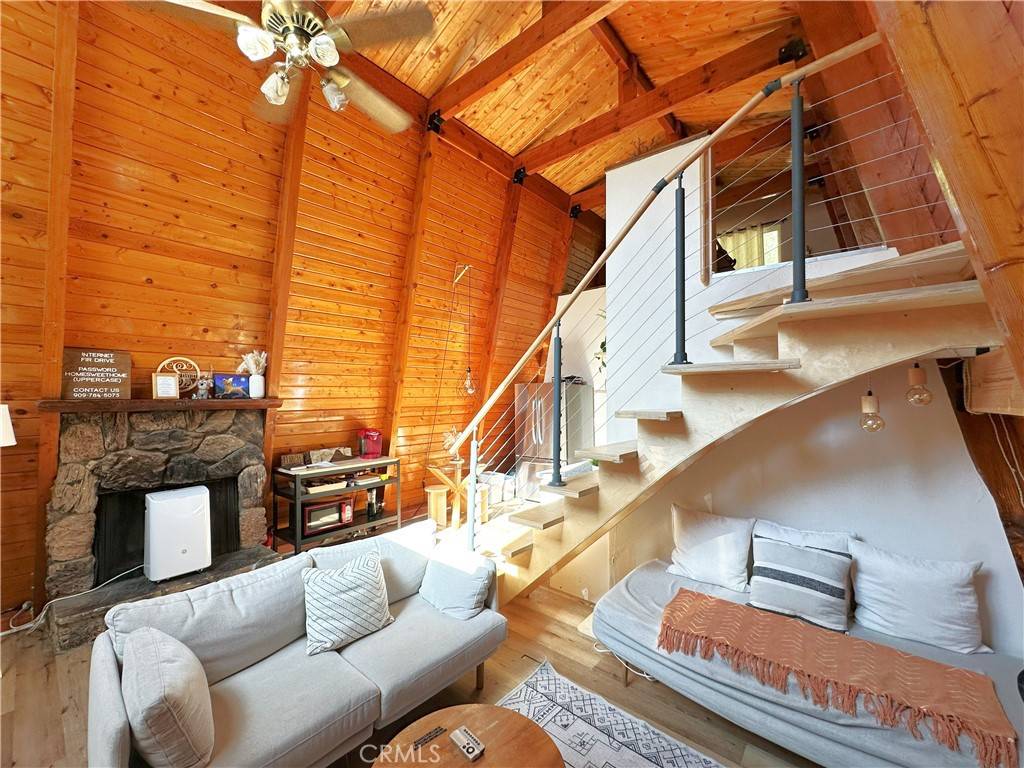 Running Springs, CA 92382,2395 Fir DR