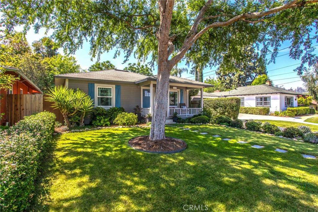 Redlands, CA 92373,1107 Chestnut AVE