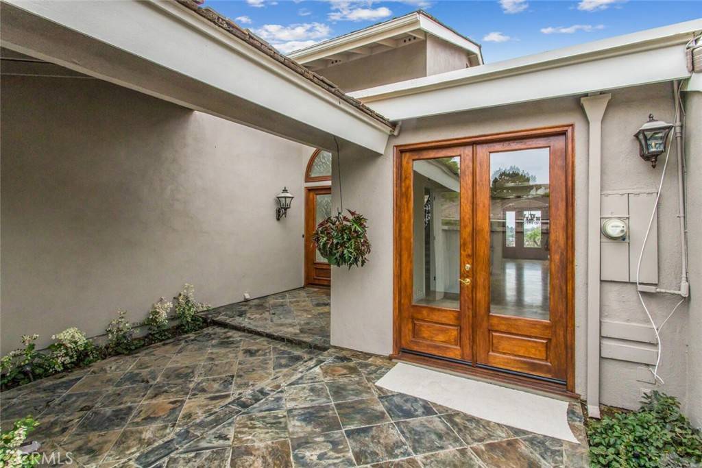 Newport Beach, CA 92660,19 Rue Cannes