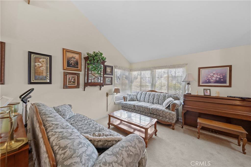 Corona, CA 92882,1142 Daisy CIR