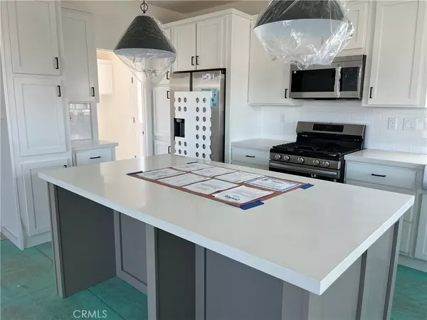 La Verne, CA 91750,3530 Damien ST #224