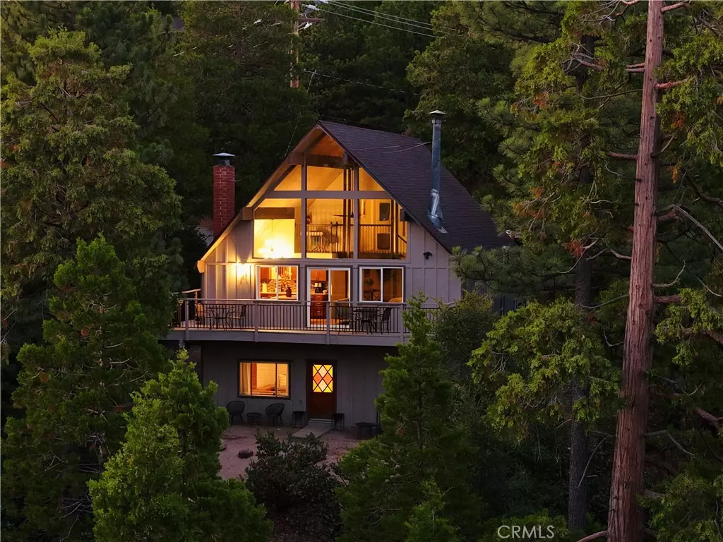 Lake Arrowhead, CA 92352,832 Rhine RD